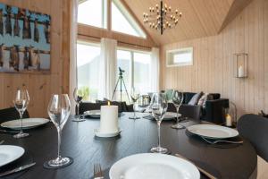 Haukland beach panorama