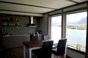Fredvang Seahouse, apartment A