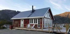 Valberg High Quality Seaview Cabin - Selnes