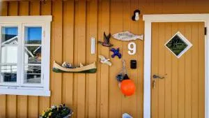 Koselig rorbu på Tind - Å