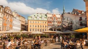 Sunny Apartment in Old Riga