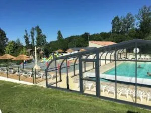 Camping 4 étoiles - Piscine - eehi00 - Aubigny