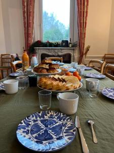 Chambre dhôte - petit château à la campagne