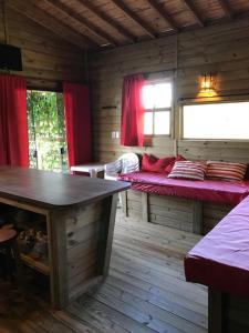 Cabanas no meio a Natureza