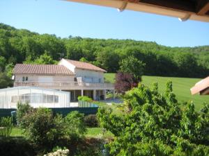 Maisons de vacances Maison de charme a Saint-Gery avec piscine partagee : photos des chambres