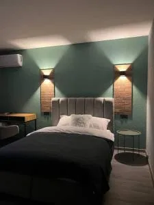 Hotel Menchul - Kvasʼni