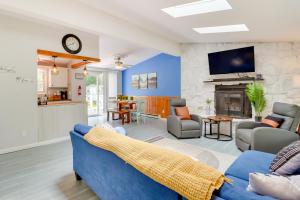 Community Pools and Hot Tub Albrightsville Cottage!