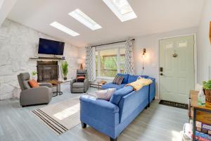 Community Pools and Hot Tub Albrightsville Cottage!