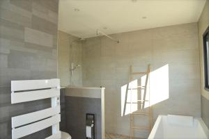 Villas Belle maison avec piscine a debordement chauffee : photos des chambres