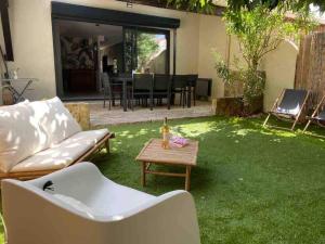 Maison toute rénovée - Jardin - Plages à 1km