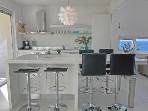 Sunnyhill apartments with private and shared pool