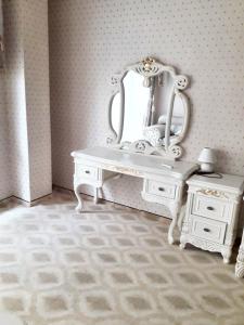 Coastal Studio with Sea View in Elenite, 40m² + Pool