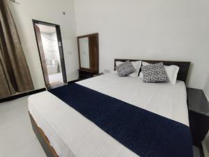 2BHK Cliff Side Villa