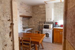 Maisons de vacances Gite La Petite Maison - au coeur des vignes - Mercurey : photos des chambres