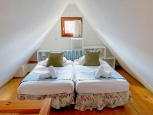 Appartements La Maison Bleue - Historic House in the Heart of Riquewihr : photos des chambres