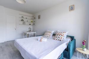 Grand studio vue mer à Antibes