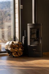 Mirest - котеджі в горах із чаном-джакузі