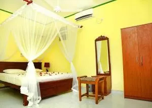 Field side villa - Induruwa