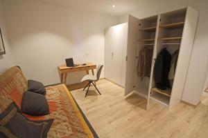 Maisons de vacances Logis du Chateau de Beccon- Entre Annecy et Geneve : photos des chambres