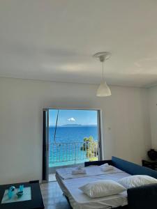 Apartment above the sea