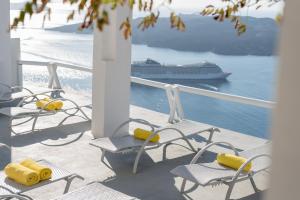 Keti Hotel Santorini Greece