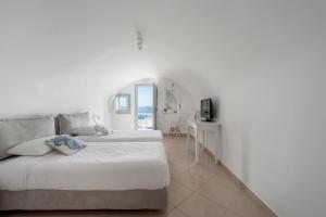 Keti Hotel Santorini Greece