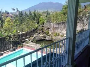 Villa pangrango and pripate pool - Cipanas