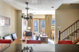 Stunning Central Canmore Condo