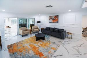 Newly Renovated Coconut Creek Home with Pool and Billiards