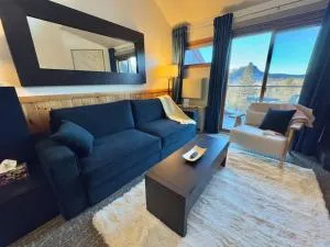 Lutsen Mtn Ski in Ski out Pool Hot Tub Fire Pit - Hovland