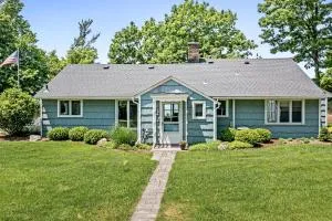 Fletcher Cottage near Grand Haven - West Olive