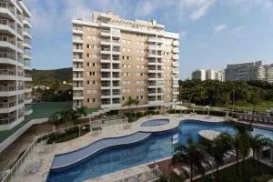 Apartamento Novo - 3 dormitórios - Praia da Riviera - 朱奎