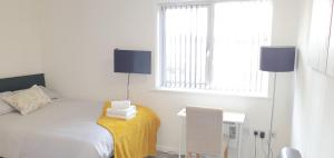 Travellers Lodge - St Lukes Bradford Apartment