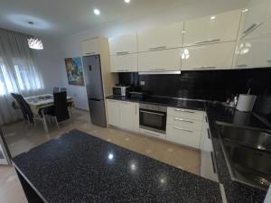 Veranda Center Apartment