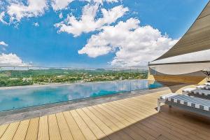 Capital Residence Apartment in Menlyn Maine