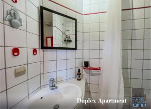 Appartements La Maison Bleue - Historic House in the Heart of Riquewihr : photos des chambres
