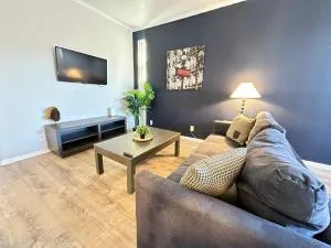 Cozy Houston Apartment, Minutes to NASA and Waterfront - Nassau Bay