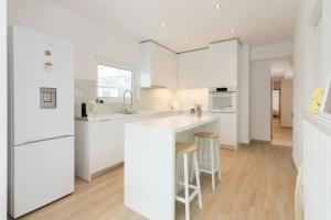 Acropolis & Lycabetus View Helios Residence