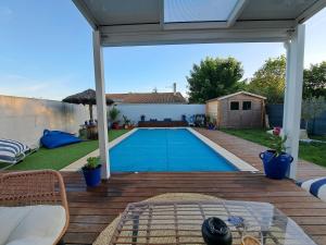 Maison au calme avec piscine