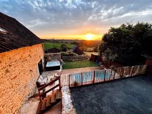 La Grange aux Souvenirs - Piscine chauffée ,Jacuzzi et Terrain de pétanque - Pazayac