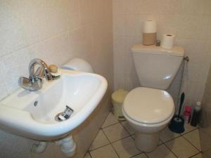 Appartements Gite de France a Marcillac la Croisille 3 epis - Gite de France 8 personnes MAE-6424 : photos des chambres