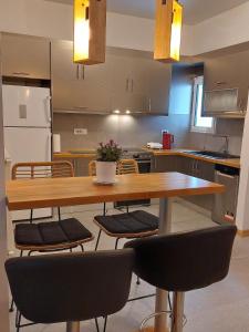 Apartment with childrens room in the city of Athens