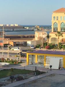 Cozy Apartment with Red Sea View