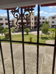 Precioso apartamento, residencial ideal familia a 10 minutos Embajada Americana