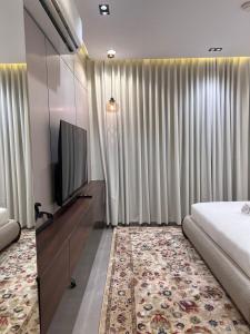 Neat Studio - Malqa