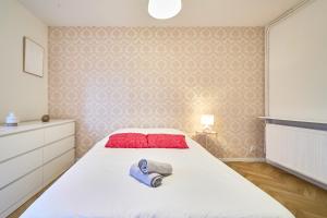Appartements Magnifique Appartement dans le Centre-Ville de Reims, Proche de la Gare et des Commodites : photos des chambres