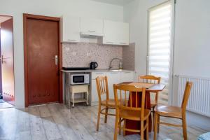 Zielony Zakątek - Apartamenty nad Jeziorem Ostrowo