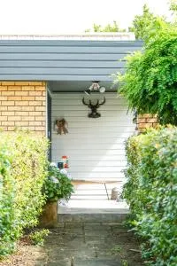 Top Location - Stylish Garden House - Close to Claudelands - 6 beds - Claudelands