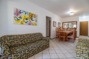 PDB42 - 3 Dorm Climatizados, Garagem, Quadra Mar