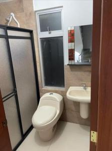 Aeropuerto Internacional Quito Habitacion #2